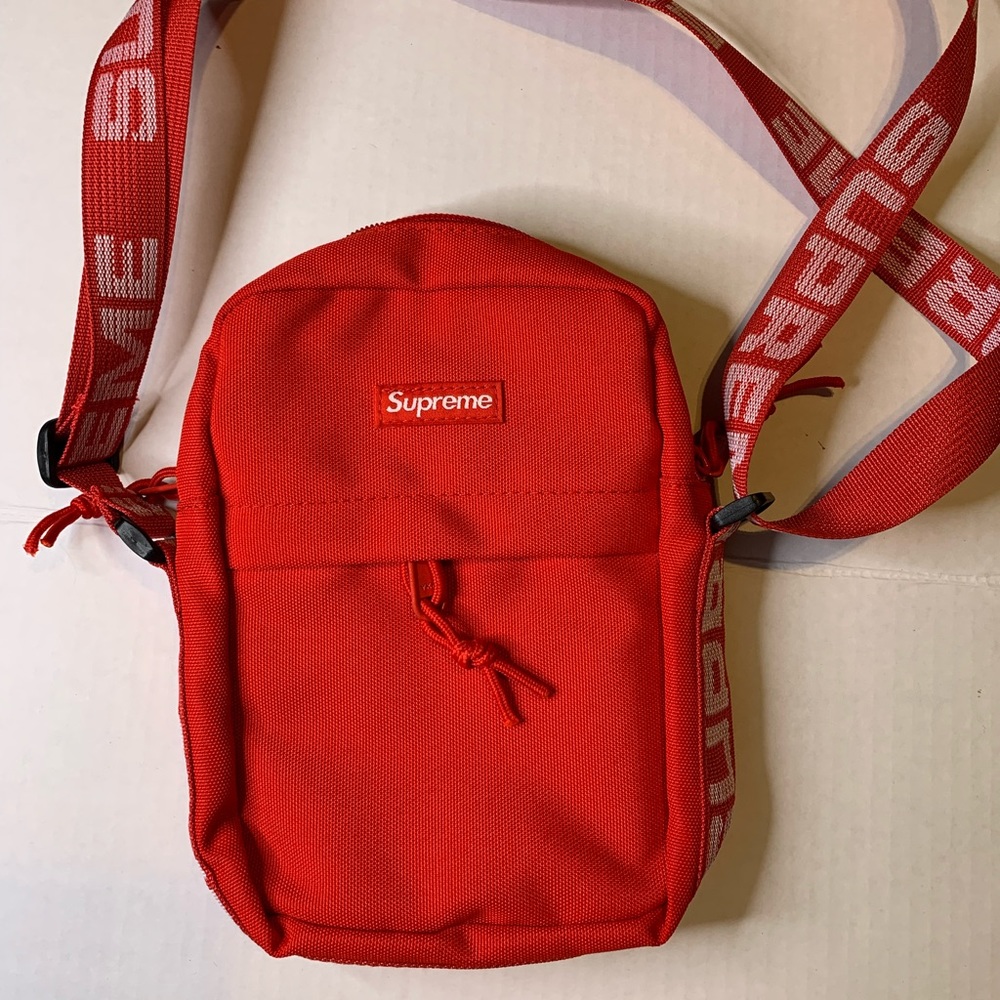 Supreme shoulder bag used